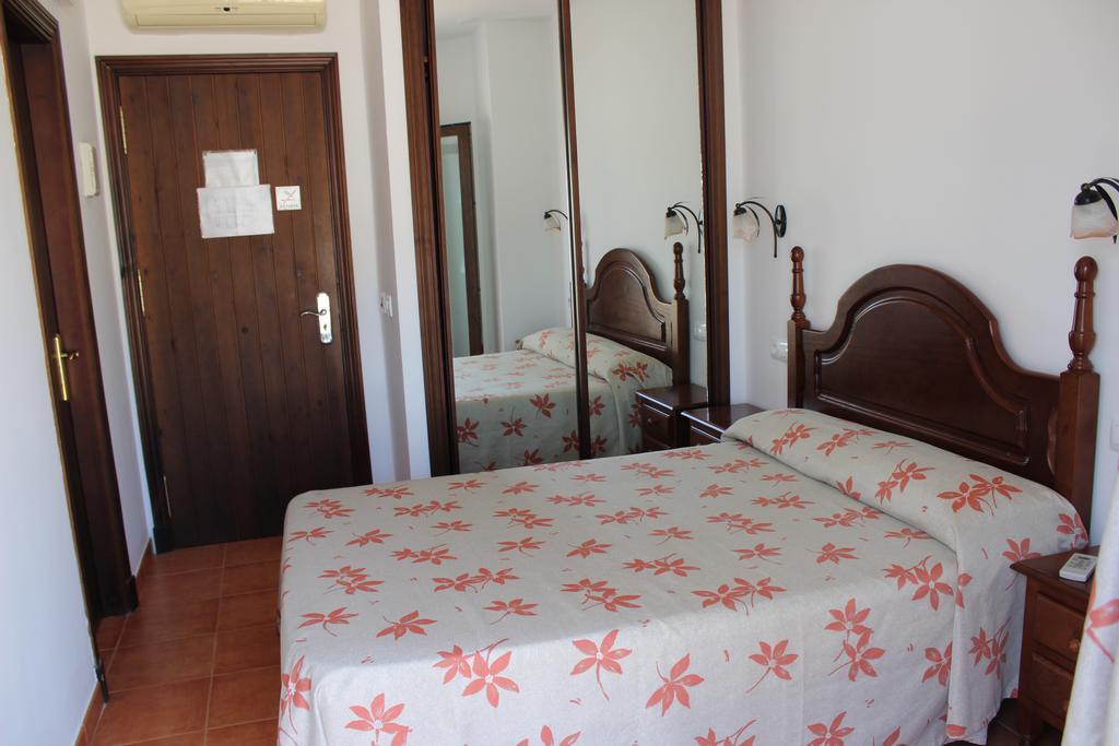 Hostal Jadraza ซาฮารา เด ลอส อาตูเนส ภายนอก รูปภาพ